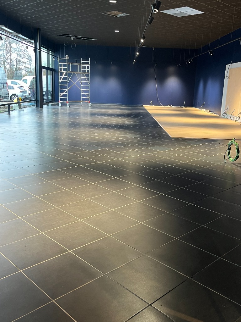 Après - Nettoyage showroom commercial